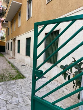Superior apt next Colosseo a/c wo fi 3 bedrooms